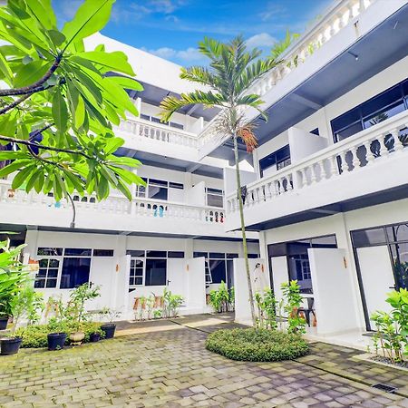 Collection O Legian Near Legian Beach Exterior foto